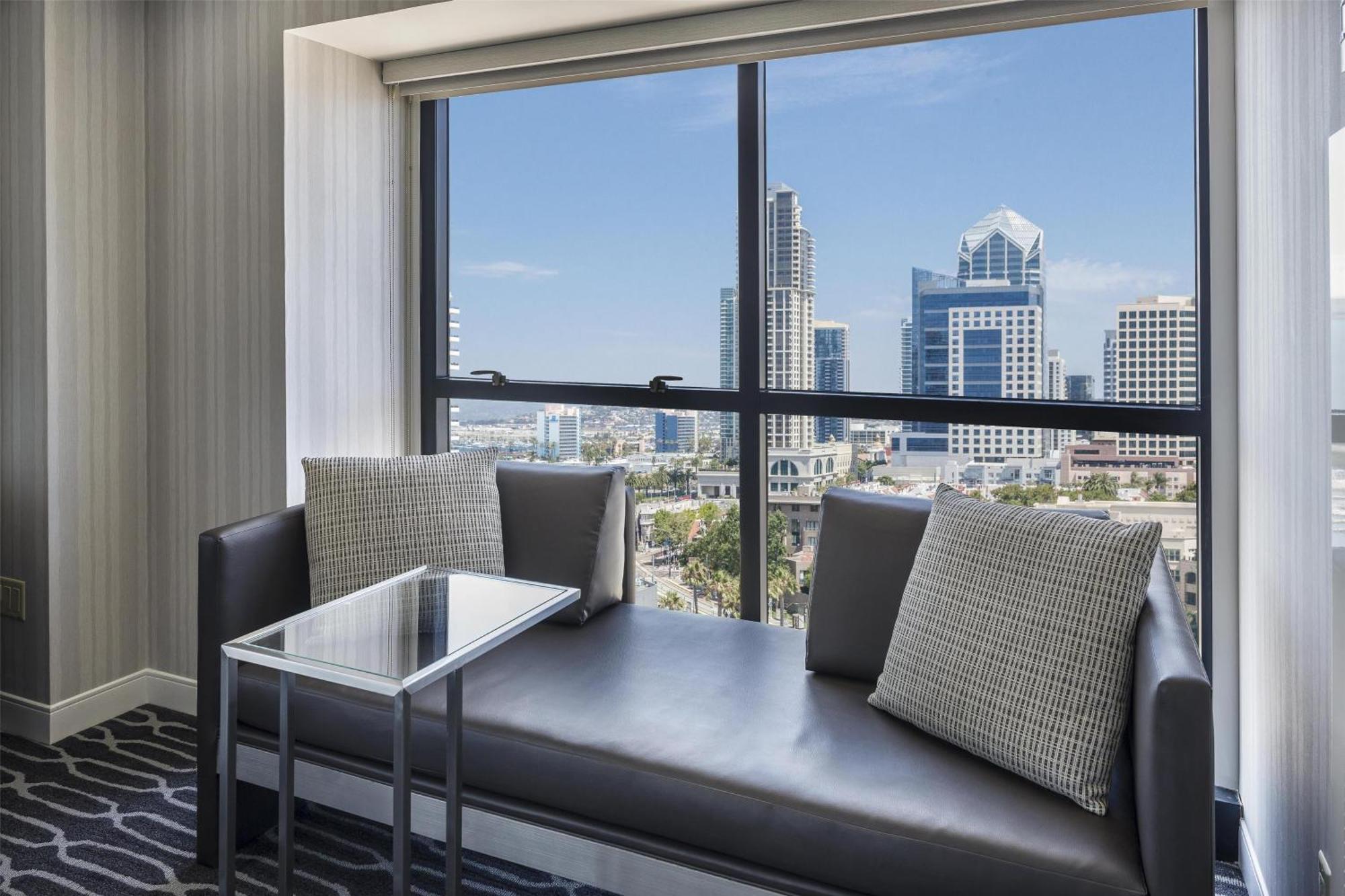 Hotel Manchester Grand Hyatt
