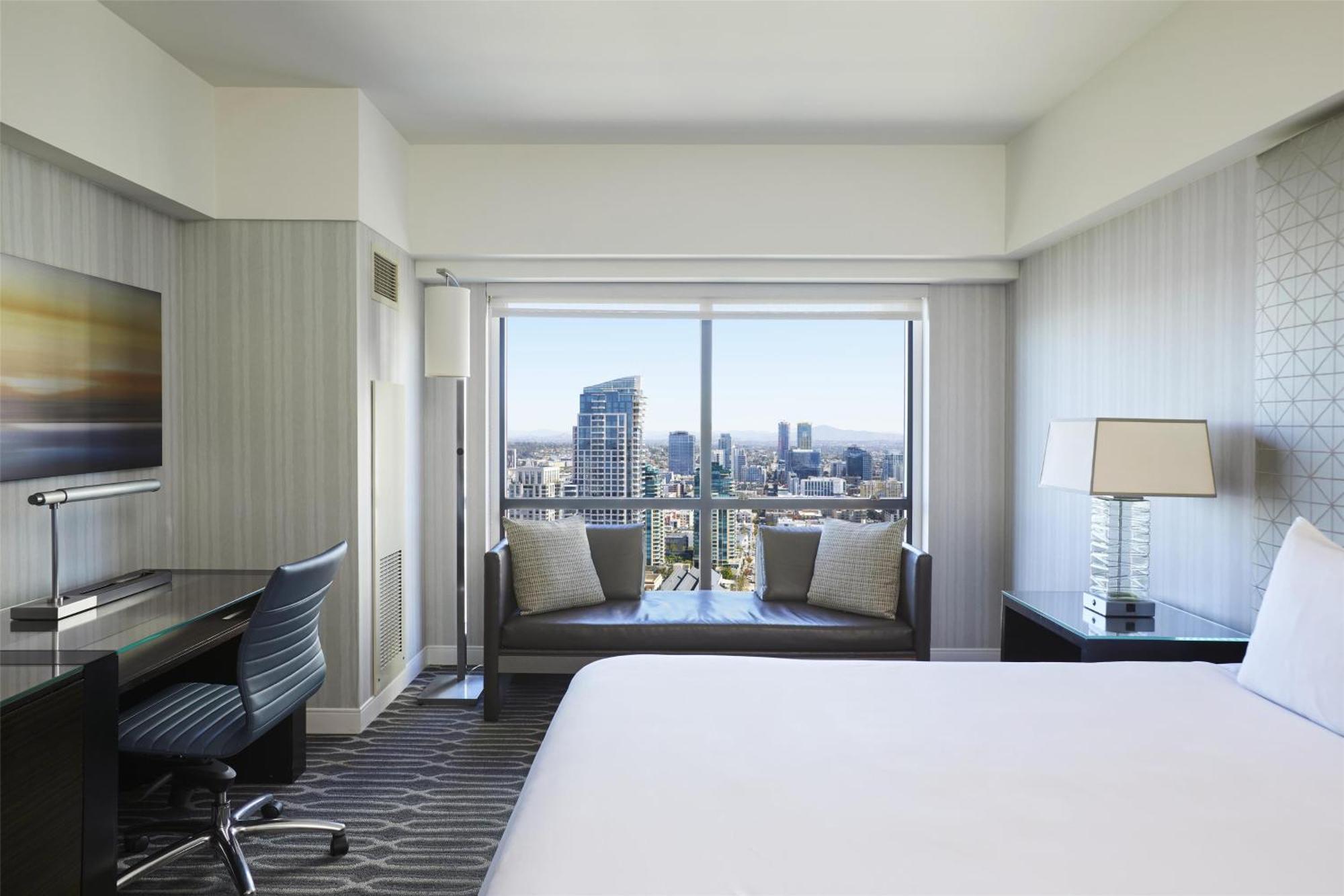 Hotel Manchester Grand Hyatt